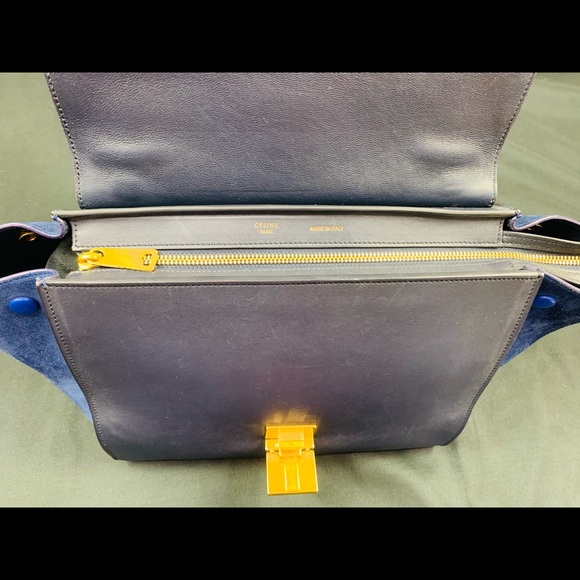Authentic Celine Trapeze Small Bag - Picture 3 of 8
